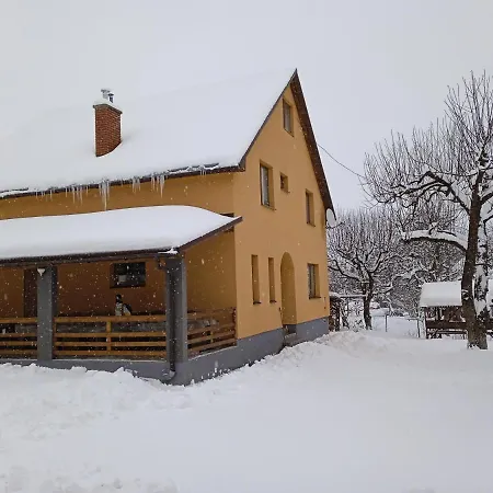 у дядька Country house *