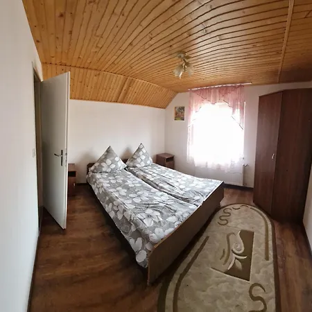 у дядька Country house *