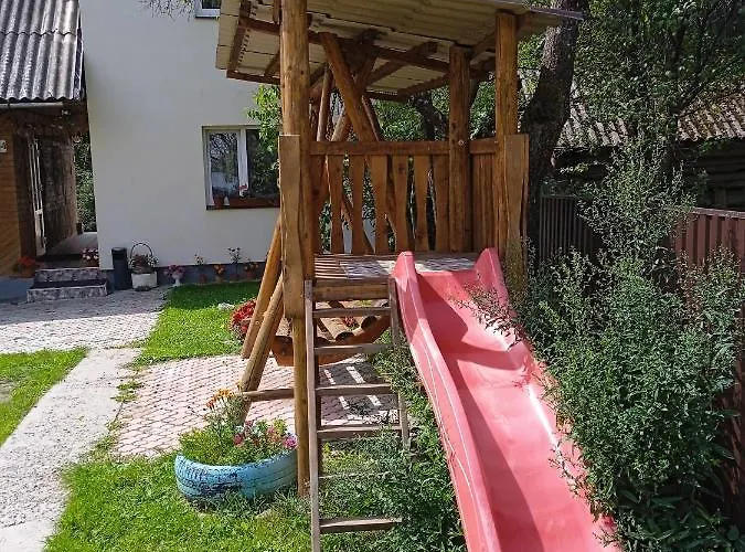 Летний дом у дядька